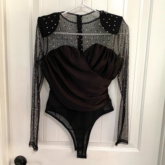 Black Shoulder Pad Bodysuit - Picture 1 of 2